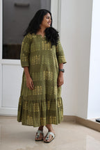 Side view with pocket