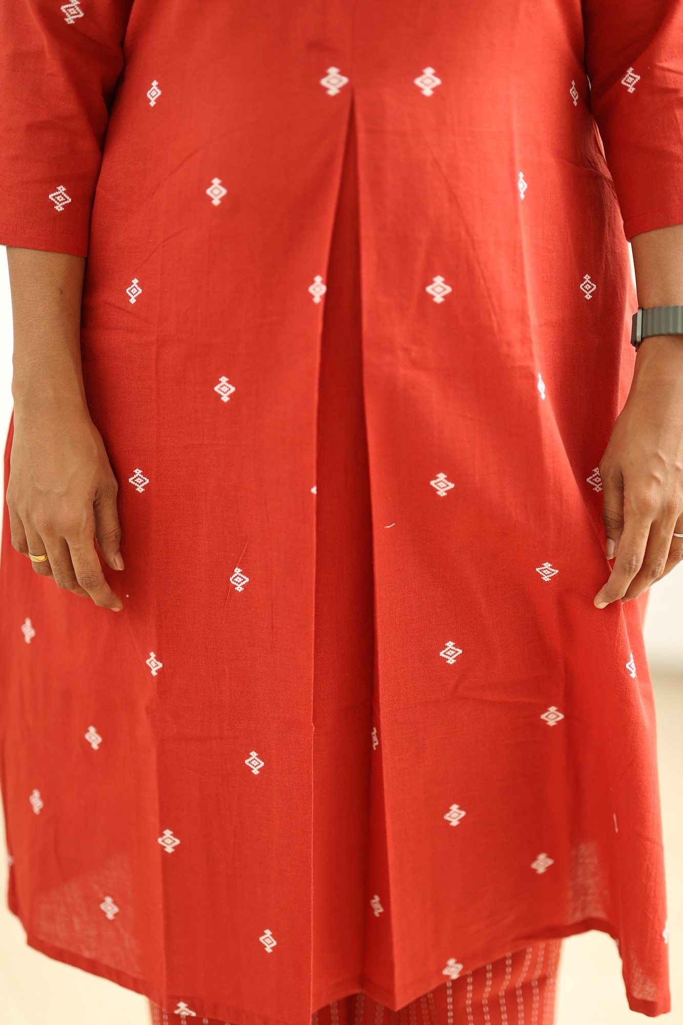 Red Woven Butta 30+ Women Everyday Office Kurta (Top + Bottom) | MAGI0012