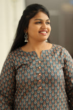 Teal Green Tussar Print 30+ Women Everyday Office Kurta (Top Only) | MAGI0021
