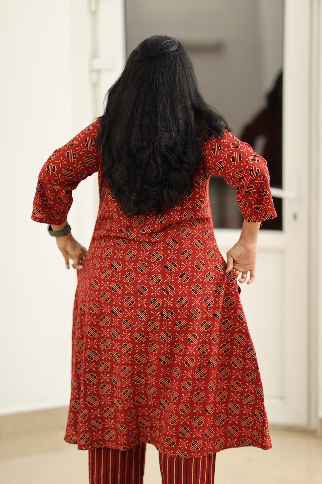 Back view of the kurta