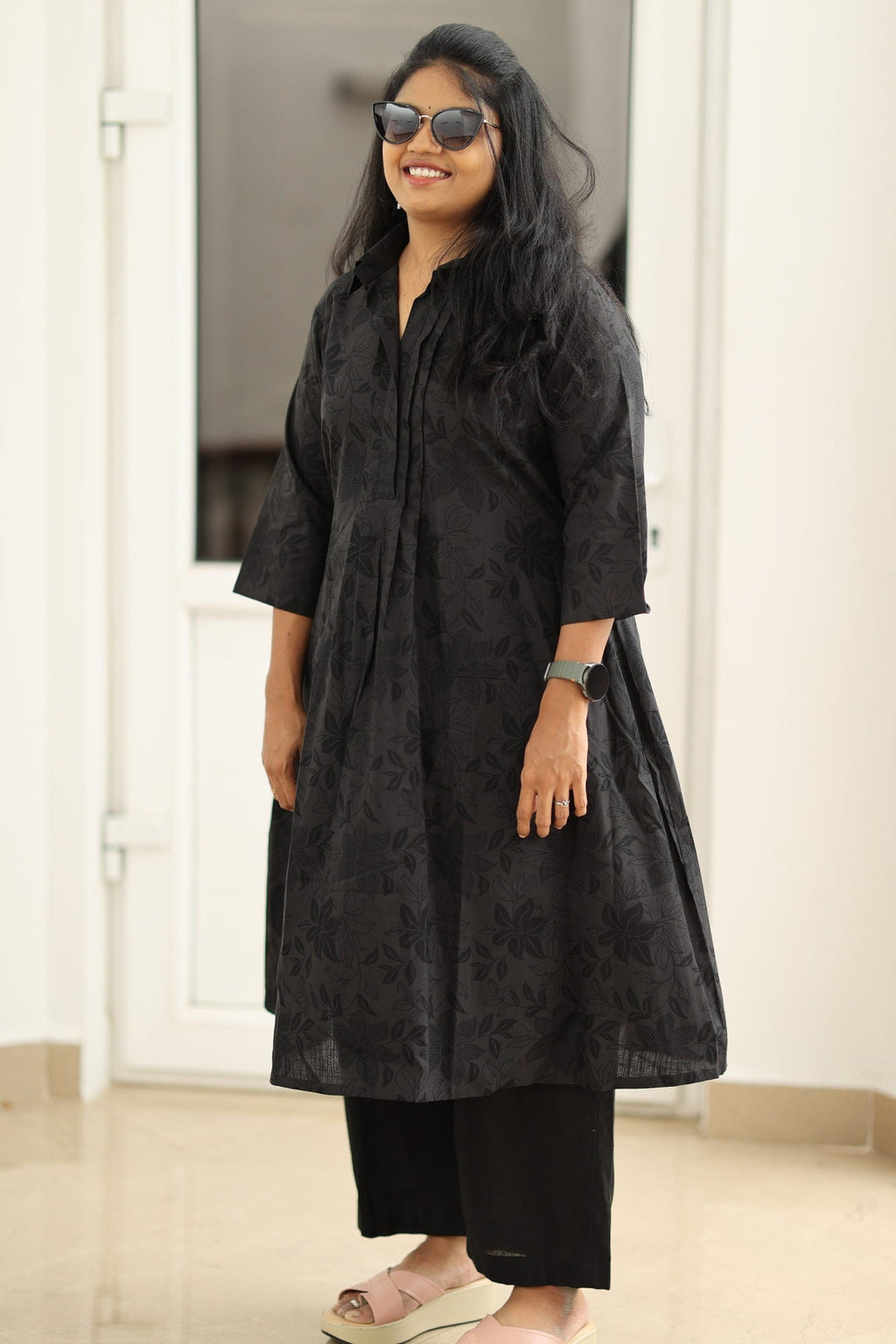 Black self-print kurta set, three-quarter view