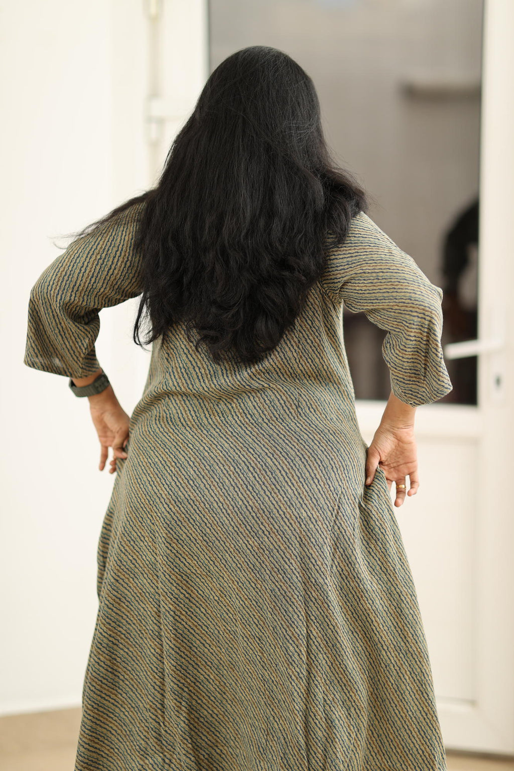 Back view of the kurta