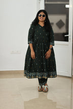 Full length view of the bottle green set