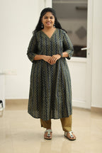 Blackcurrant Mustard Zigzag 30+ Women Everyday Office Kurta (Top + Bottom) | MAGI0063